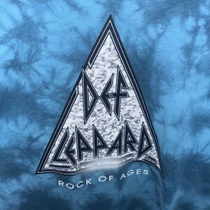Def Leppard Band Tee 🤘🏽